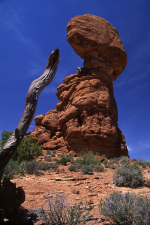 Balance Rock. (48.084 Byte)